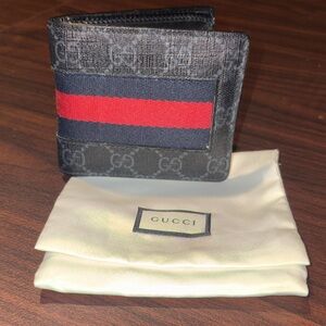 Gucci Navy and Red Stripe Card Holder